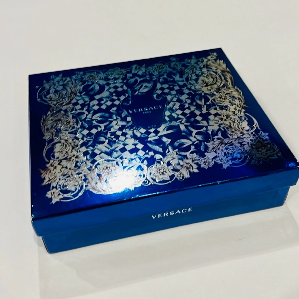 VERSACE Blue Box, EUC - Picture 2 of 7
